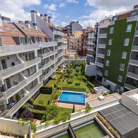 Radiant In Center By Lovelystay דירה *