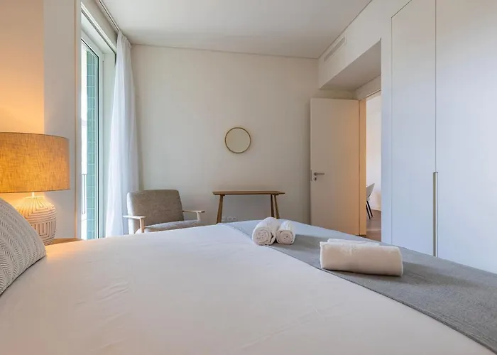 Radiant In Center By Lovelystay Apartamento